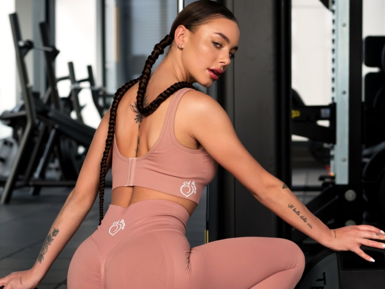 Seamless bustier in "Rose ash" colour with built-in padding