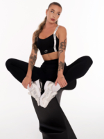 Bustieră sport neagră cu bretele albe și inscripții Peach Pump pe lungime